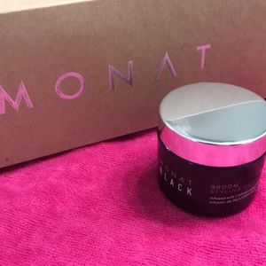 Monat Black Styling Clay